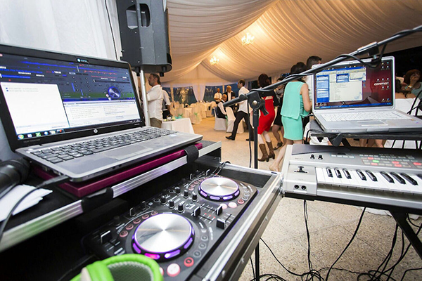 Dj set  1
